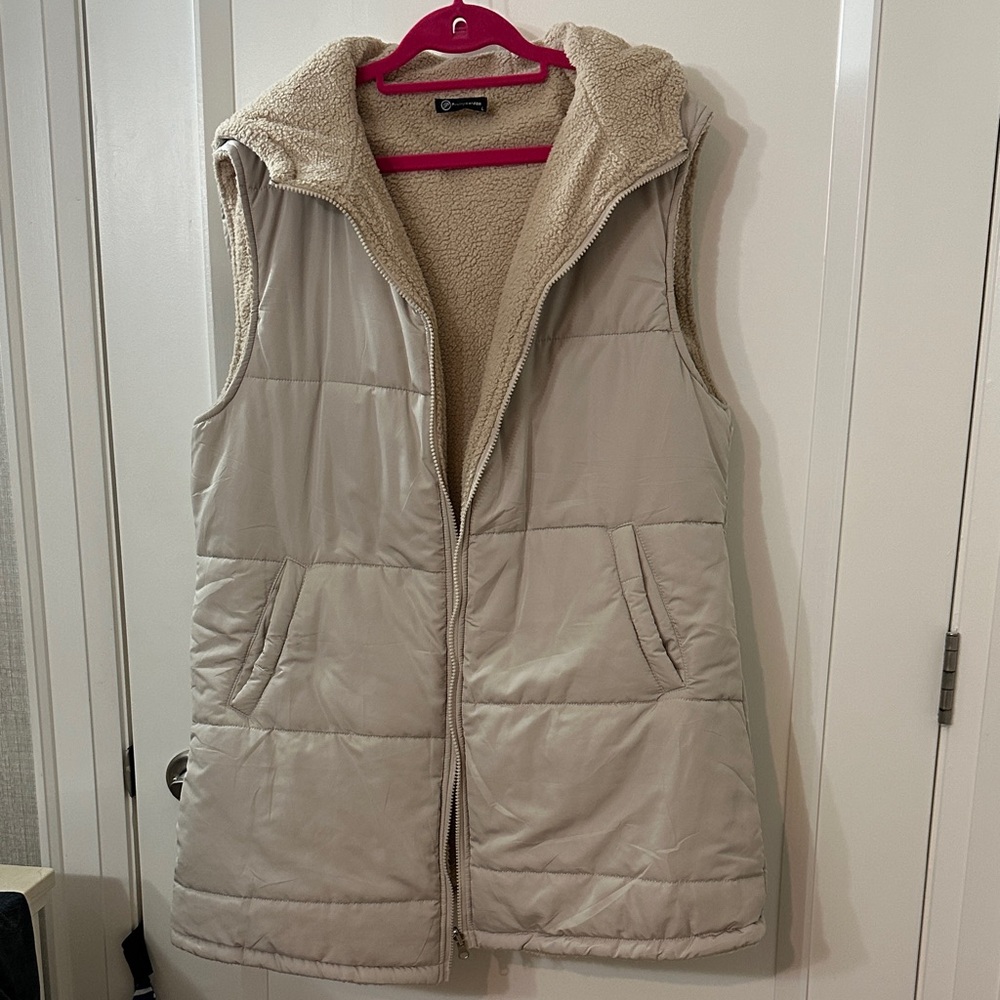 Women's Beige Quilted Vest